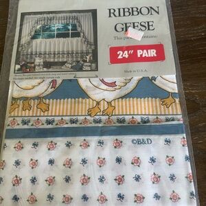 Ribbon Geese Curtains - White and Blue